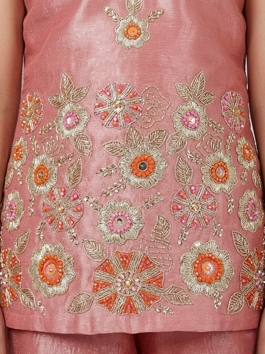 Crush Fendy Multicolor Embroidery Chic