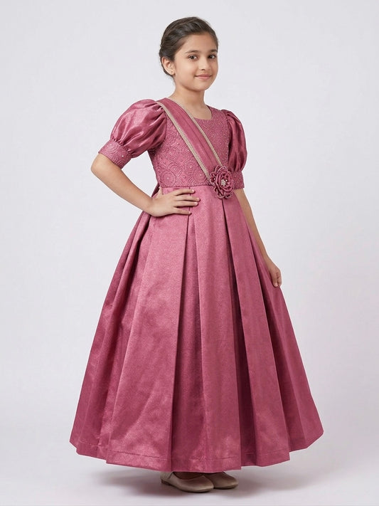🌟 Elegant Mauve-Pink Party Wear Gown 🌟