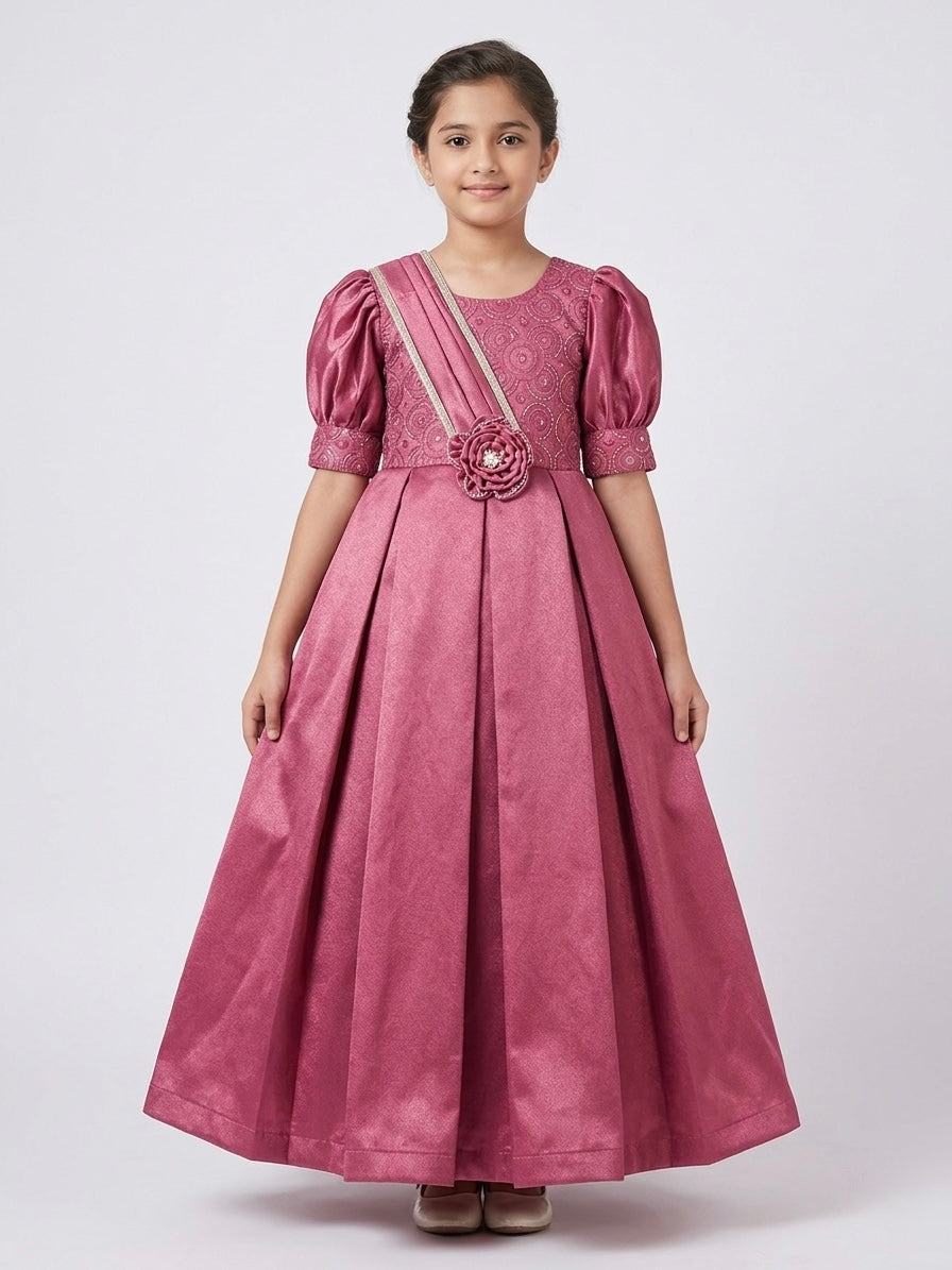 🌟 Elegant Mauve-Pink Party Wear Gown 🌟